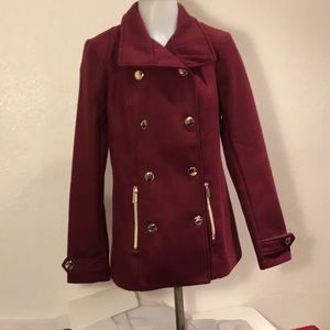 G by Guess buttoned, zipper coat burgundy size S